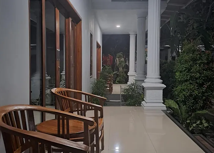 Srinadi Private House بيت ضيافة 4*