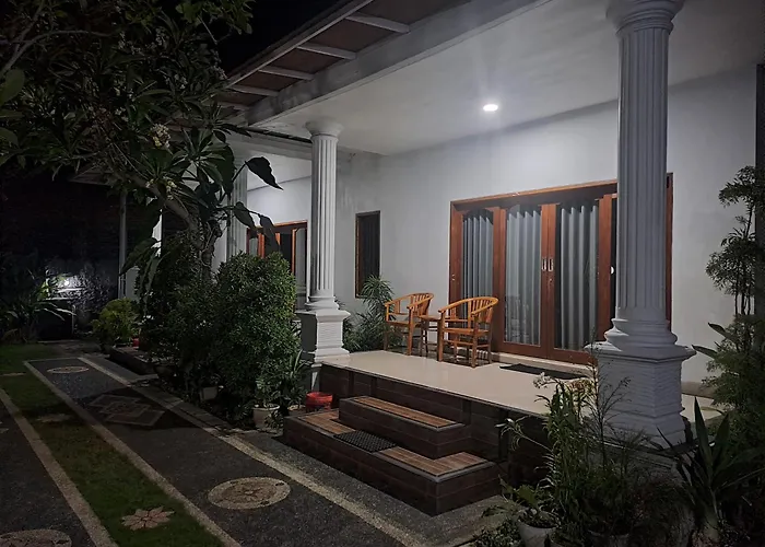 Srinadi Private House بيت ضيافة 4*