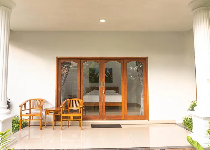 بيت ضيافة Srinadi Private House